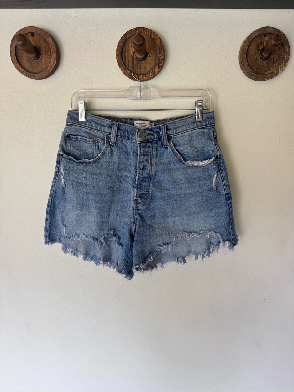Abercrombie & Fitch the dad short high rise button fly Distressed Jean Shorts 10